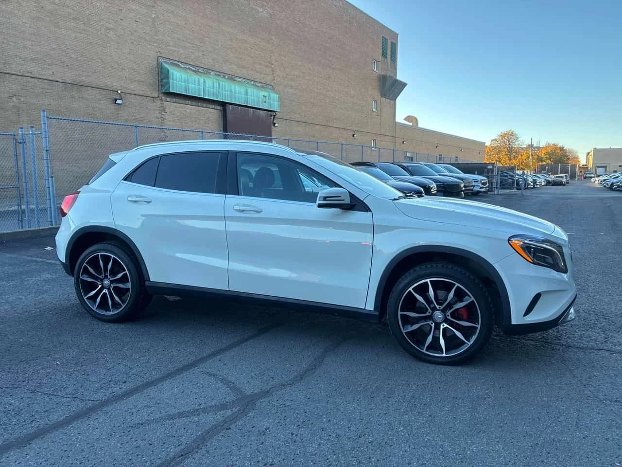 Mercedes-Benz GLA * 250 * CARFAX * ���� �� �� | Mobile.bg � ����������� 3