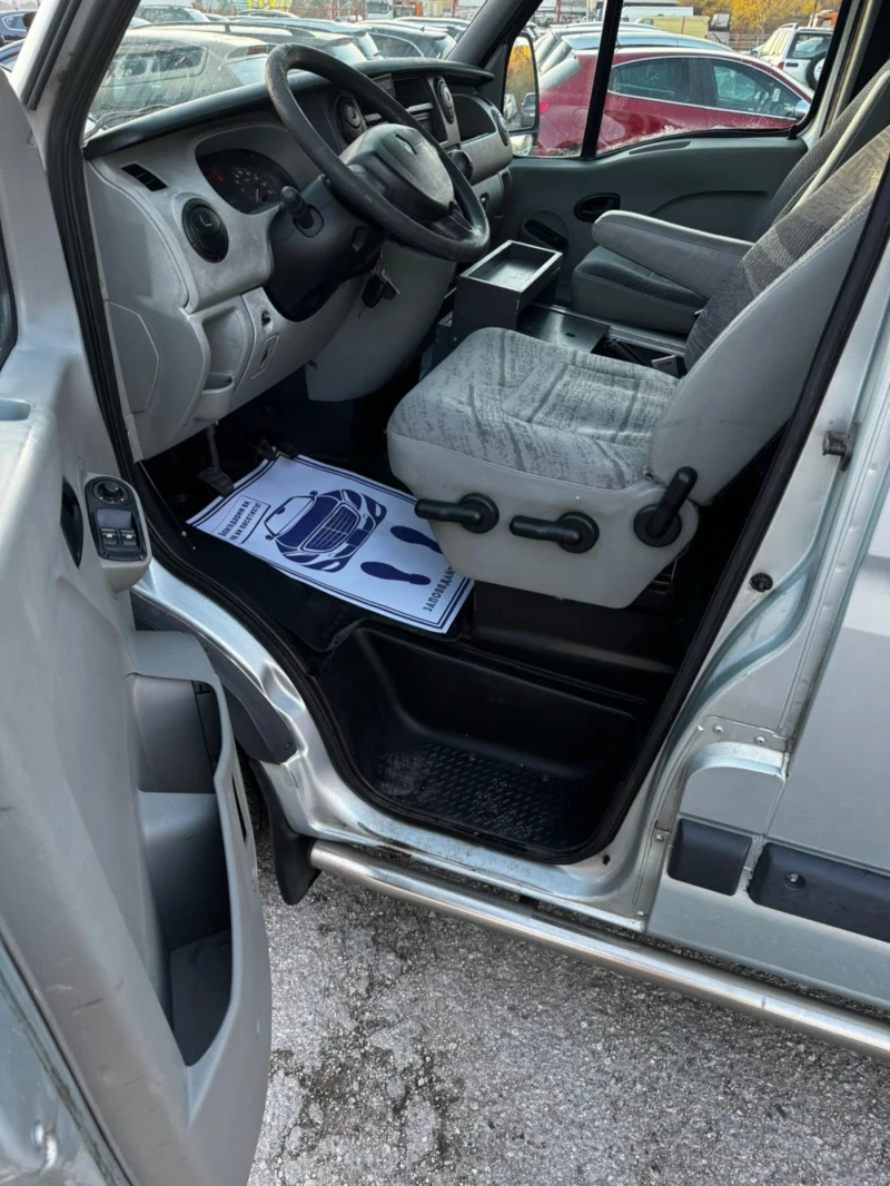 Renault Master 2.5 DCi, КЛИМАТИК, АВТОПИЛОТ , снимка 10 - Бусове и автобуси - 52461181