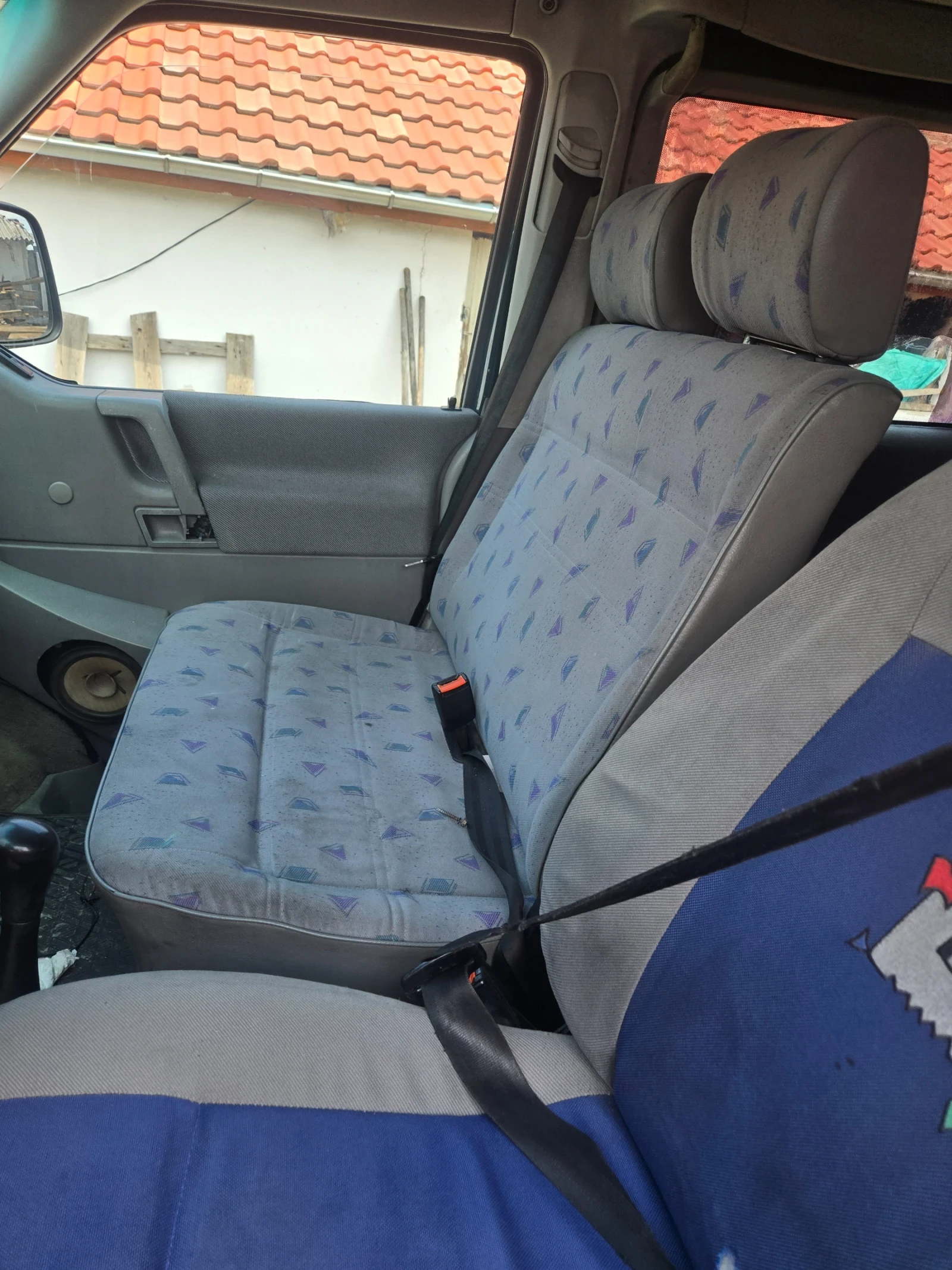 VW Multivan 2, 5 тди102коня 7 местен климатроник мултиван, снимка 10 - Бусове и автобуси - 55144627