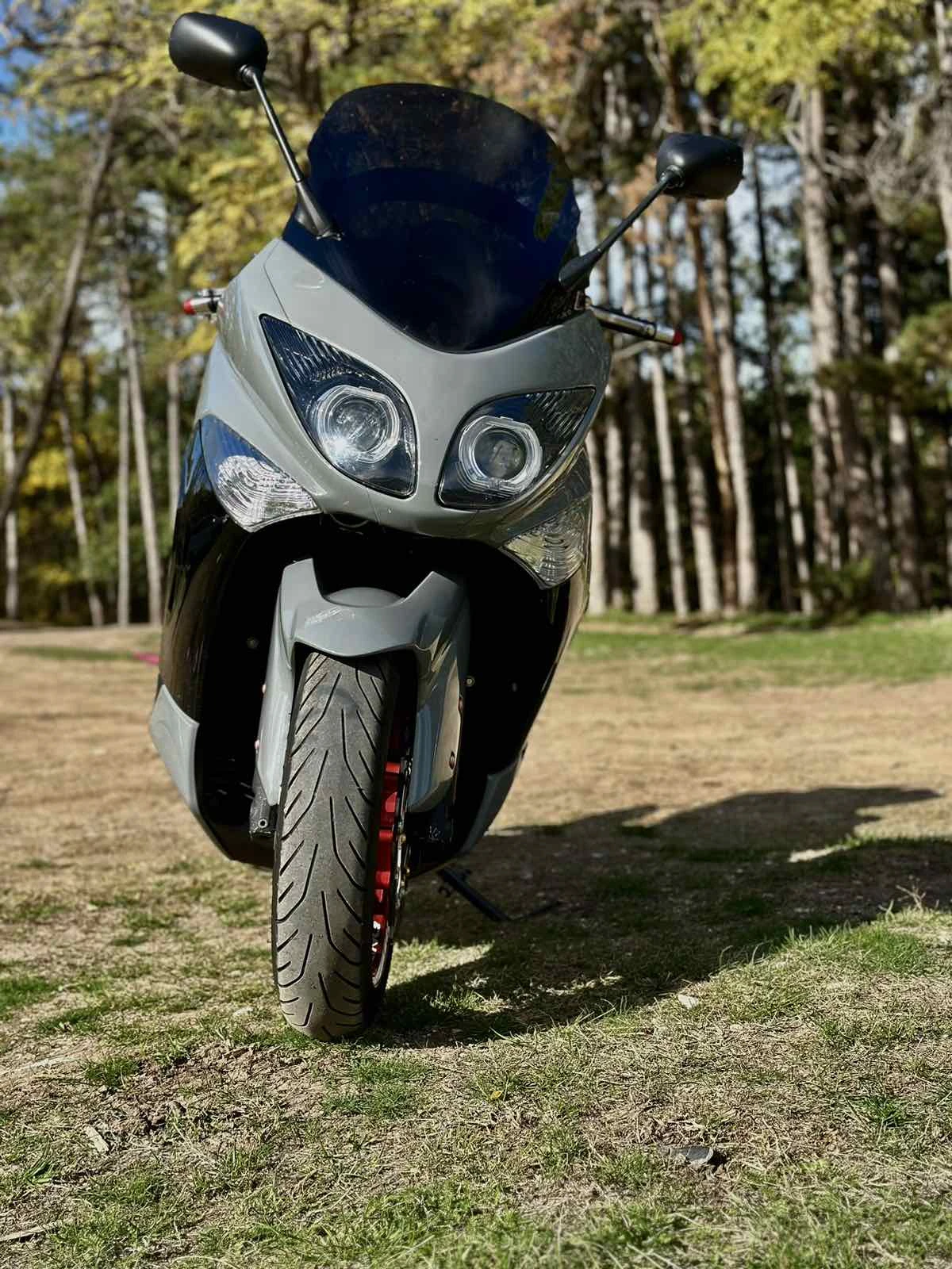 Yamaha T-max  - изображение 5