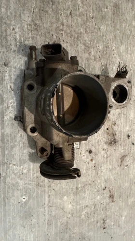 Дроселова Клапа за Mazda Premacy - E0T41571