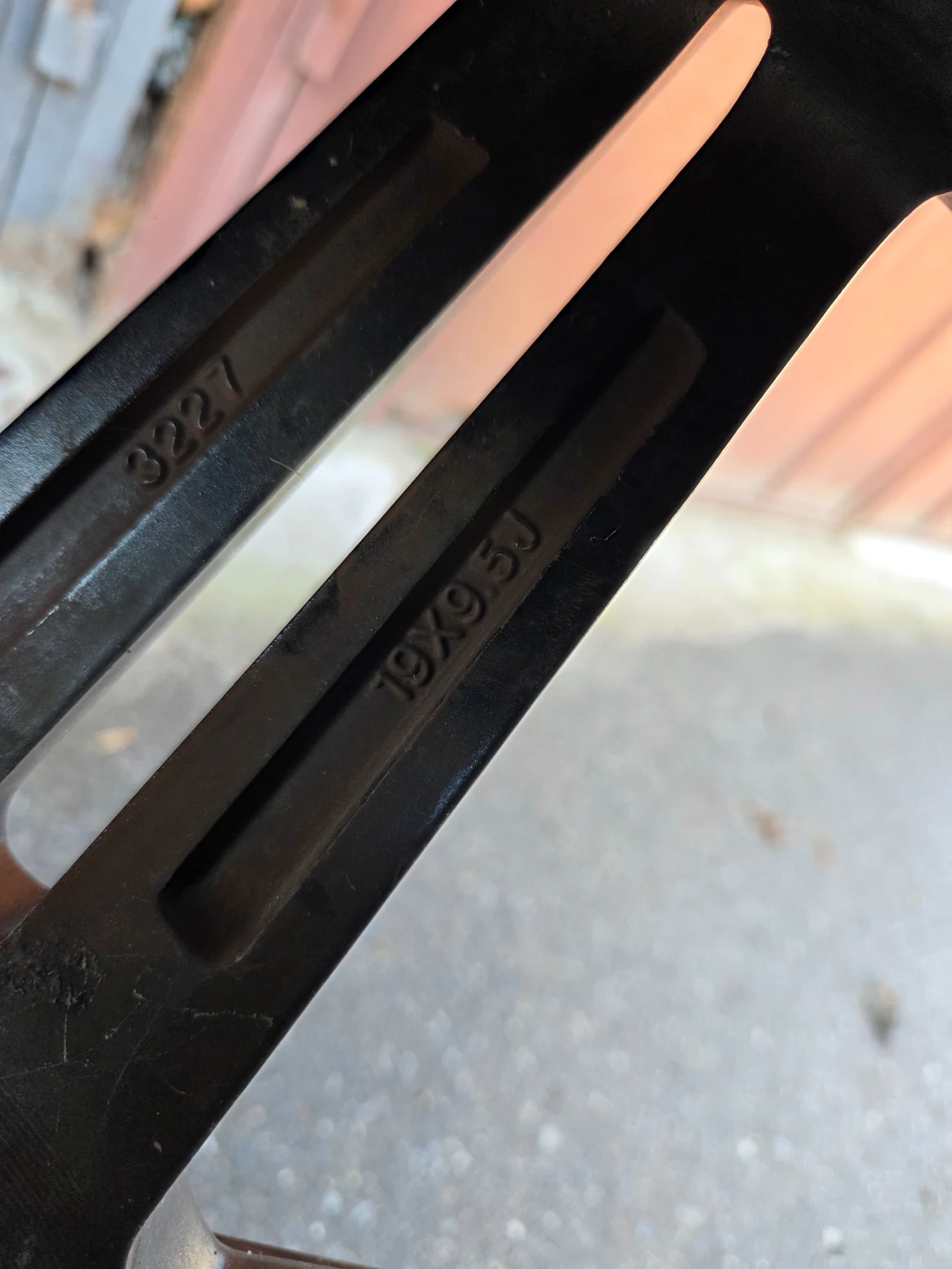 ���� � ������ 245/40R19 | Mobile.bg � ����������� 5