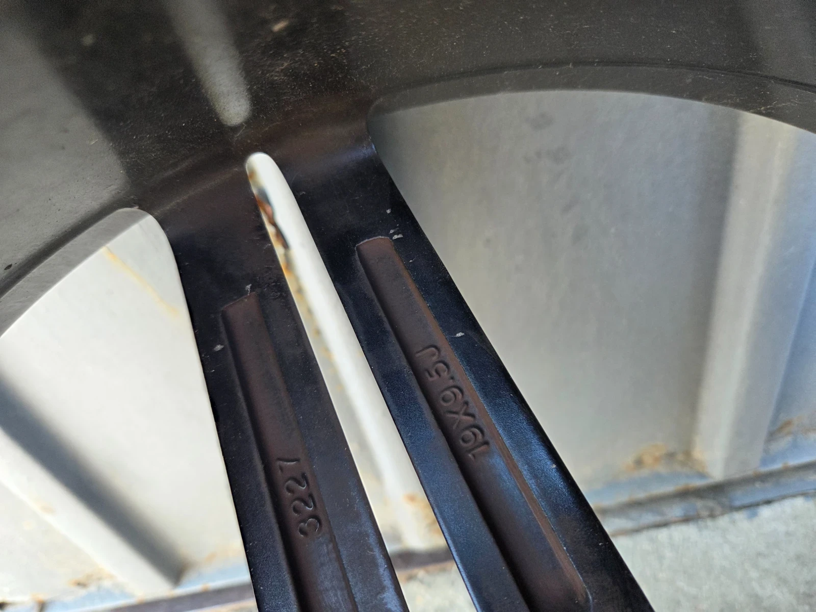 ���� � ������ 245/40R19 | Mobile.bg � ����������� 11