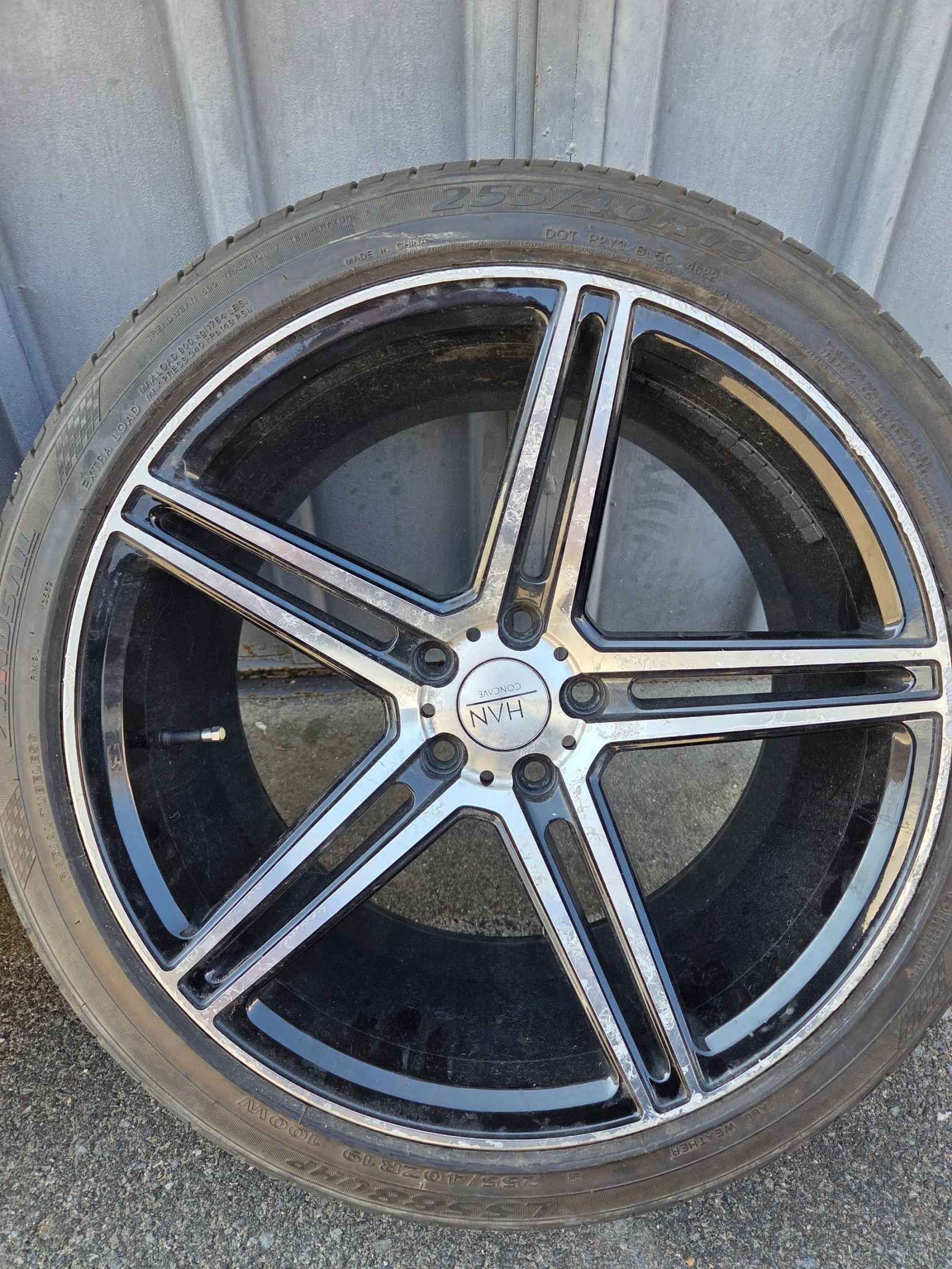 ���� � ������ 245/40R19 | Mobile.bg � ����������� 2