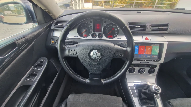 VW Passat, снимка 14 - Автомобили и джипове - 47614525