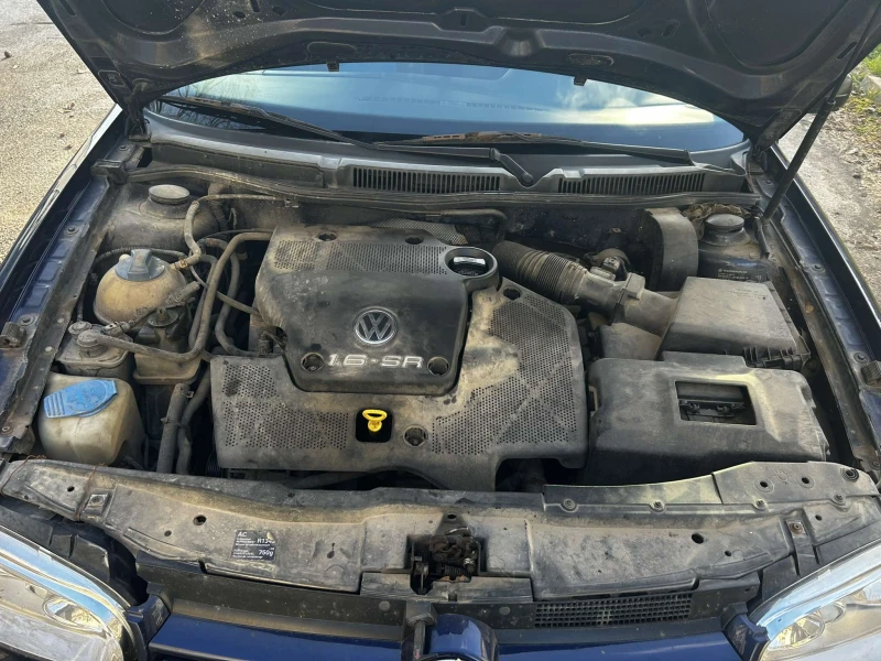 VW Golf, снимка 16 - Автомобили и джипове - 48132535