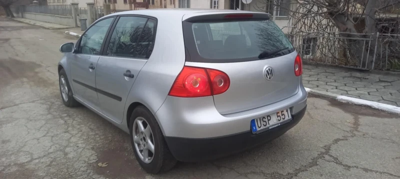 VW Golf, снимка 8 - Автомобили и джипове - 48963823