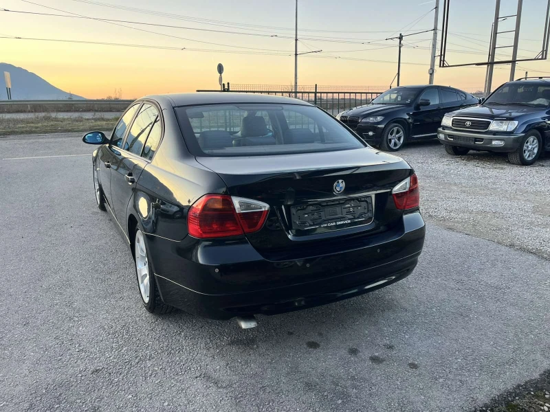 BMW 320 2.0D 163kc КОЖА 6ск, снимка 7 - Автомобили и джипове - 49371795