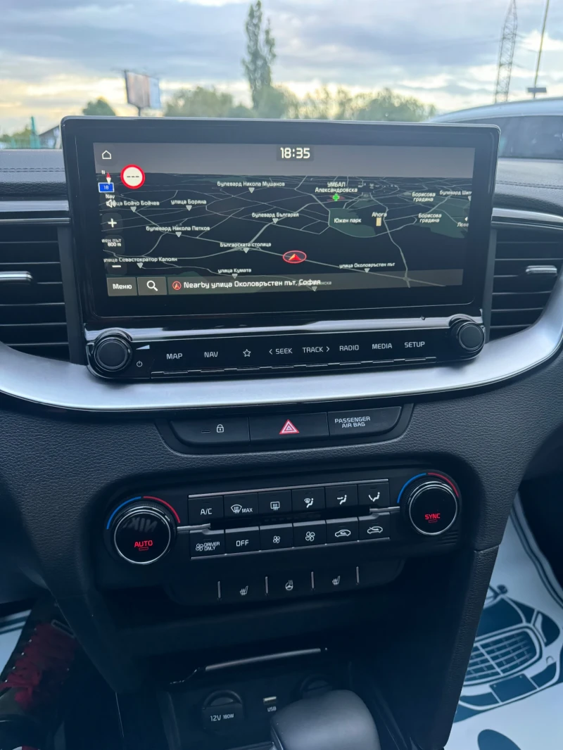 Kia Ceed VISION 1.6 GDI Plug-in Hybrid, снимка 14 - Автомобили и джипове - 52544933