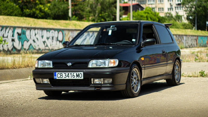 Nissan Sunny 1.6 SR, снимка 3 - Автомобили и джипове - 51992727