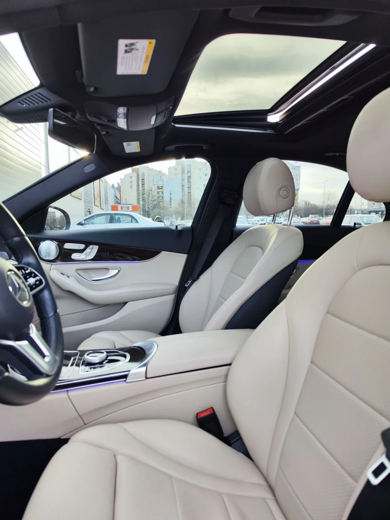 Mercedes-Benz C 300 4 MATIC, снимка 10 - Автомобили и джипове - 52656466