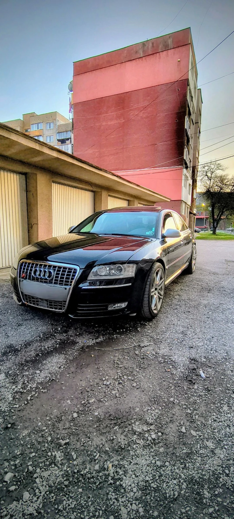 Audi A8 S8 4.2 LPG, снимка 2 - Автомобили и джипове - 52417559