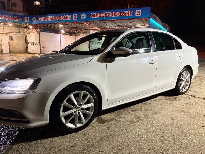 VW Jetta 2.0 TDI HIGHLINE