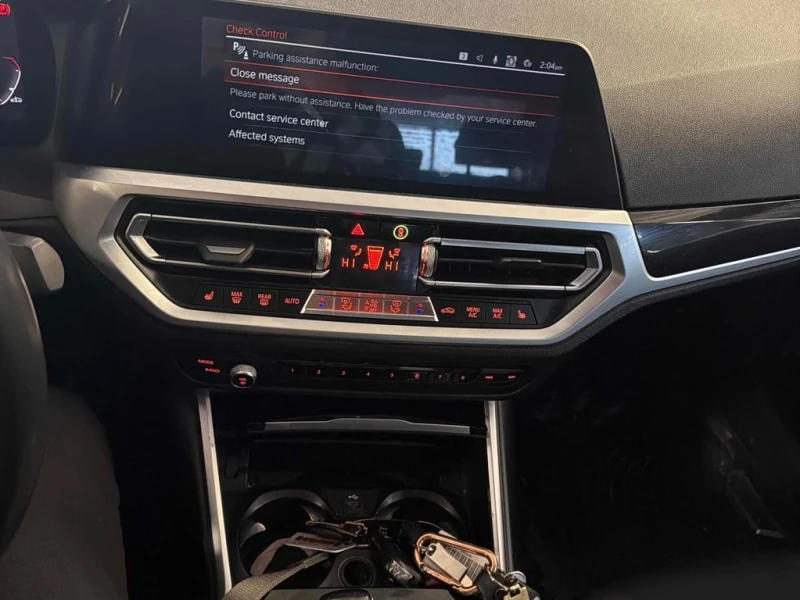 BMW 330 * 330i xDrive * CARFAX * БЕЗ ПЪРВОНАЧАЛНА ВНОСКА, снимка 9 - Автомобили и джипове - 52973524