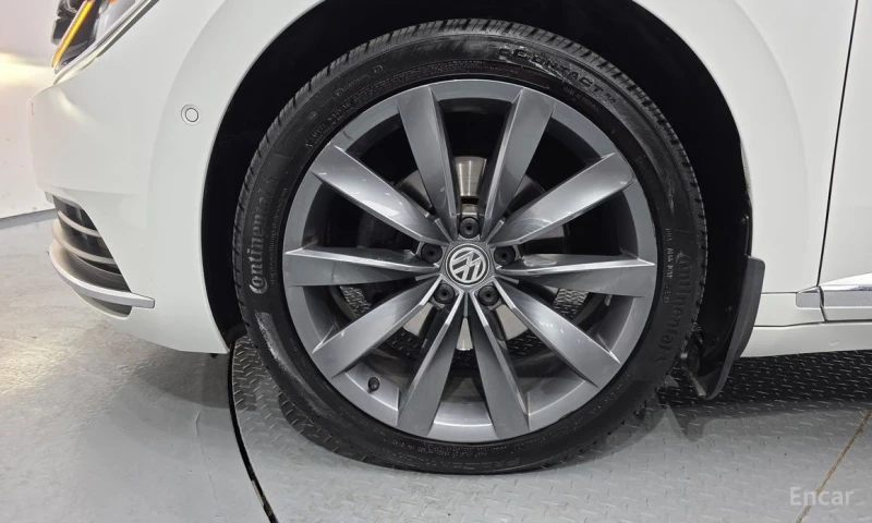 VW Arteon, снимка 5 - Автомобили и джипове - 53043487