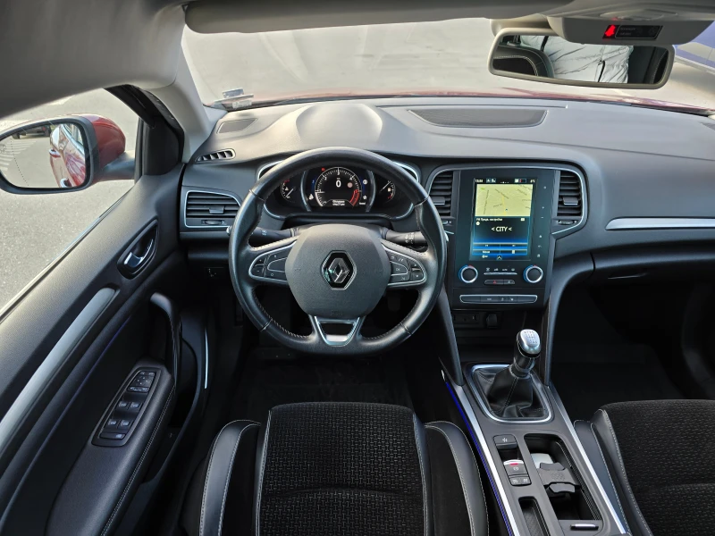 Renault Megane 1.5 dCi INTENS, снимка 10 - Автомобили и джипове - 53204287
