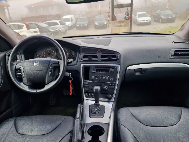 Volvo Xc70 2.4d, 163кс, 06г, 4x4, avt, koja, Италия , снимка 12 - Автомобили и джипове - 53381277
