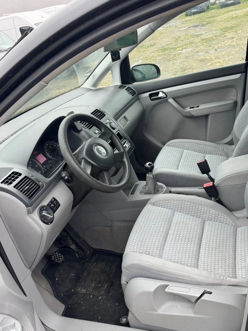 VW Touran 2.0 TD?, снимка 5 - Автомобили и джипове - 53439602
