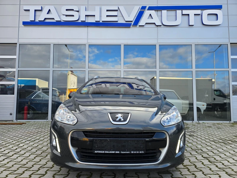 Peugeot 308 Навигация* * Панорама* * Германия* * , снимка 3 - Автомобили и джипове - 53447801