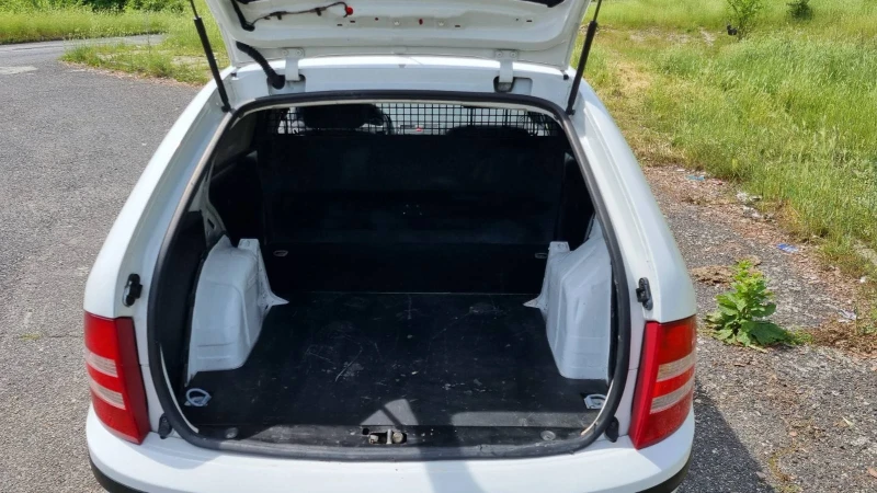 Skoda Fabia 1.9 SDI, снимка 5 - Автомобили и джипове - 53506849