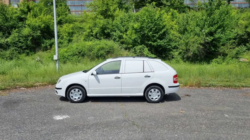 Skoda Fabia 1.9 SDI, снимка 2 - Автомобили и джипове - 53506849