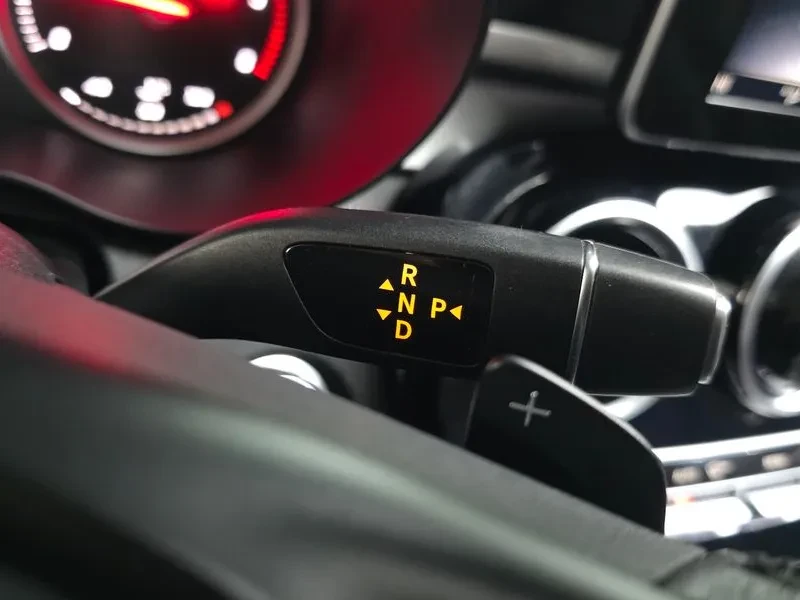 Mercedes-Benz C 200 2.0, снимка 9 - Автомобили и джипове - 54278041