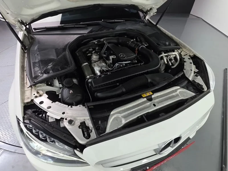 Mercedes-Benz C 200 2.0, снимка 6 - Автомобили и джипове - 54278041