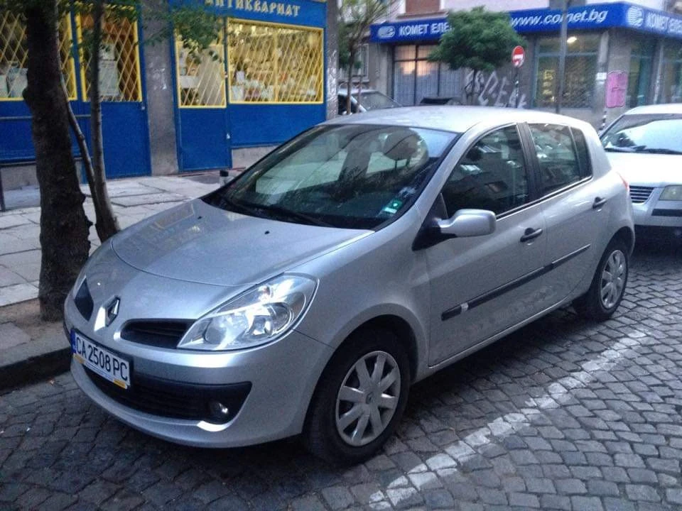 Renault Clio 1.4 16V, снимка 1