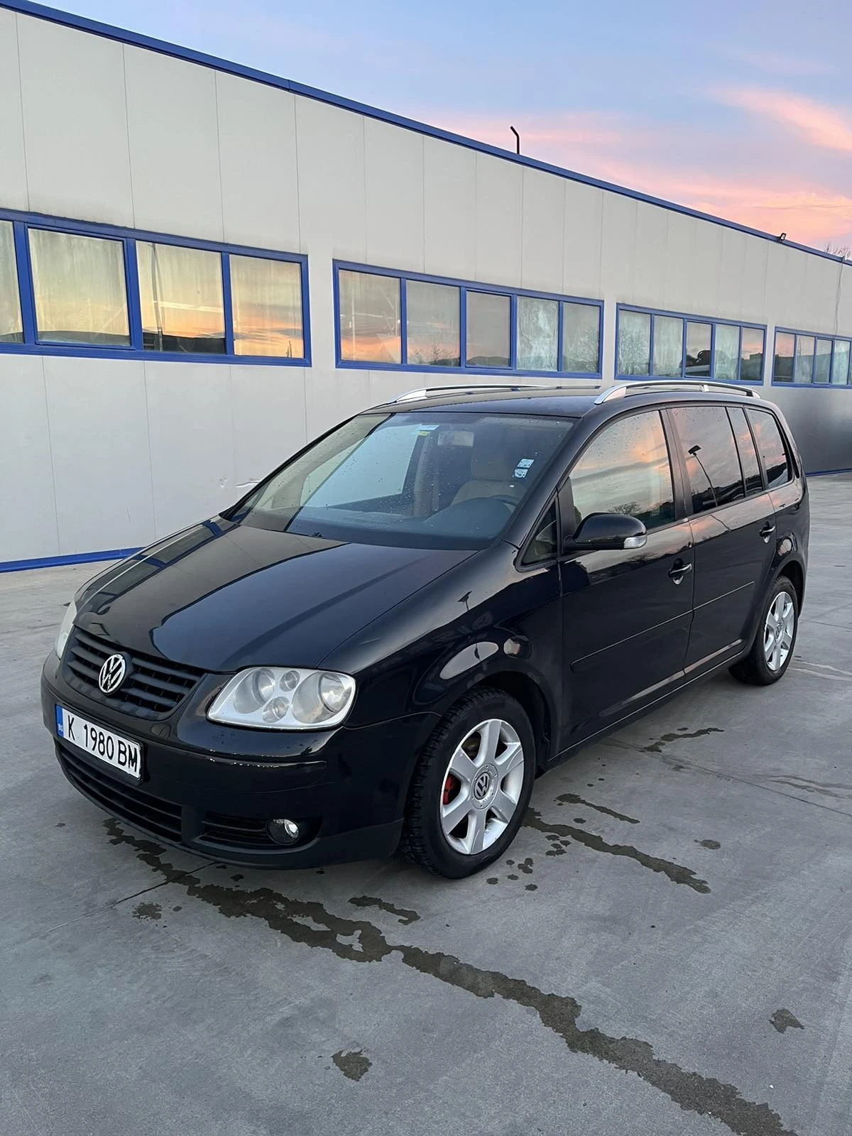 VW Touran 2.0 TDI BKD - изображение 8