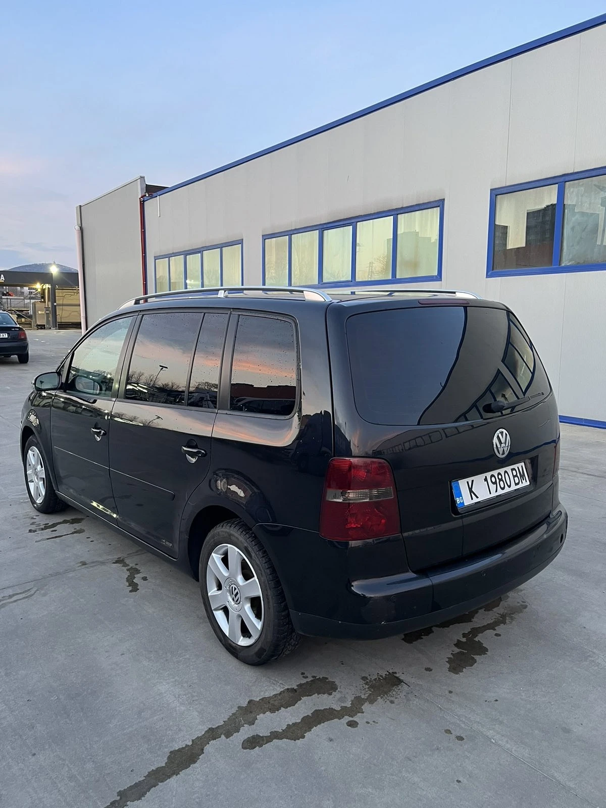 VW Touran 2.0 TDI BKD - изображение 6