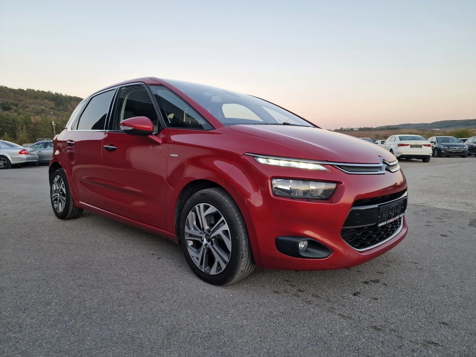 Citroen C4 Picasso 1.6HDI NAVI  - изображение 2