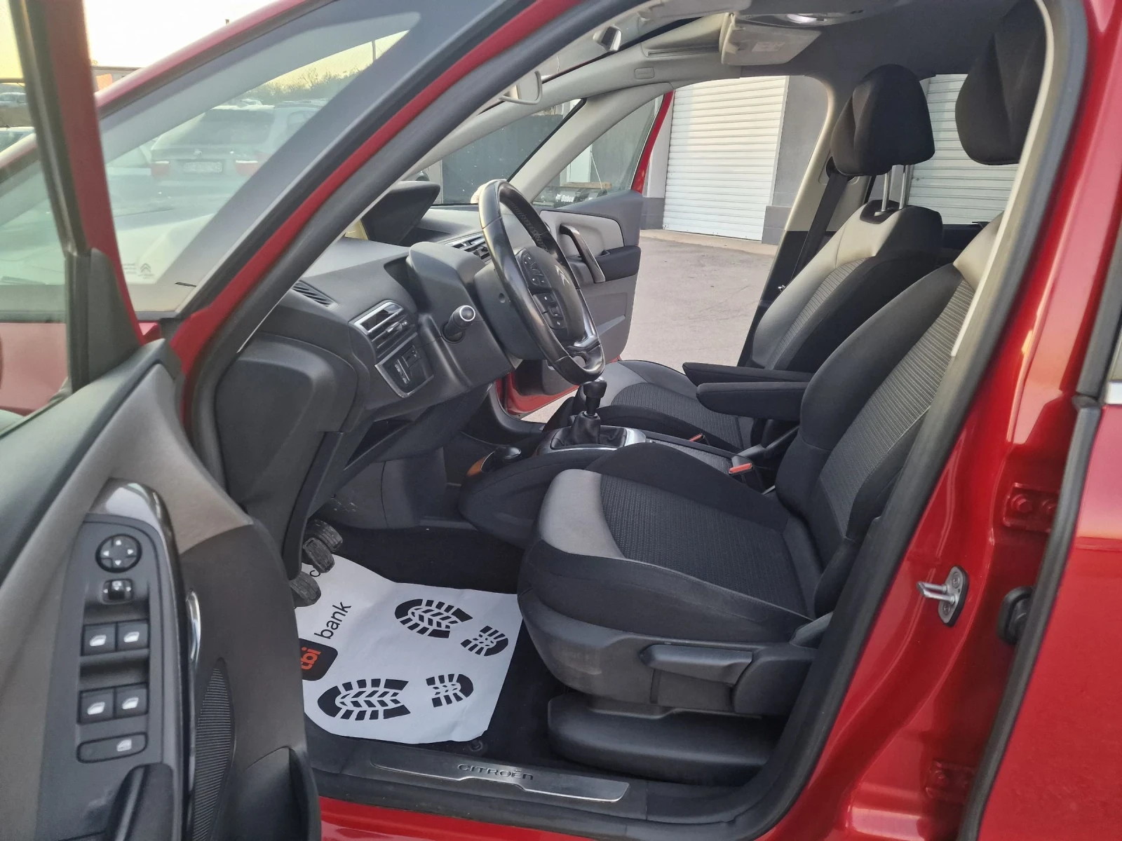 Citroen C4 Picasso 1.6HDI NAVI  - изображение 10