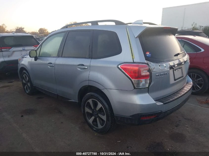 Subaru Forester 2.5 PREMIUM 4x4 - изображение 6