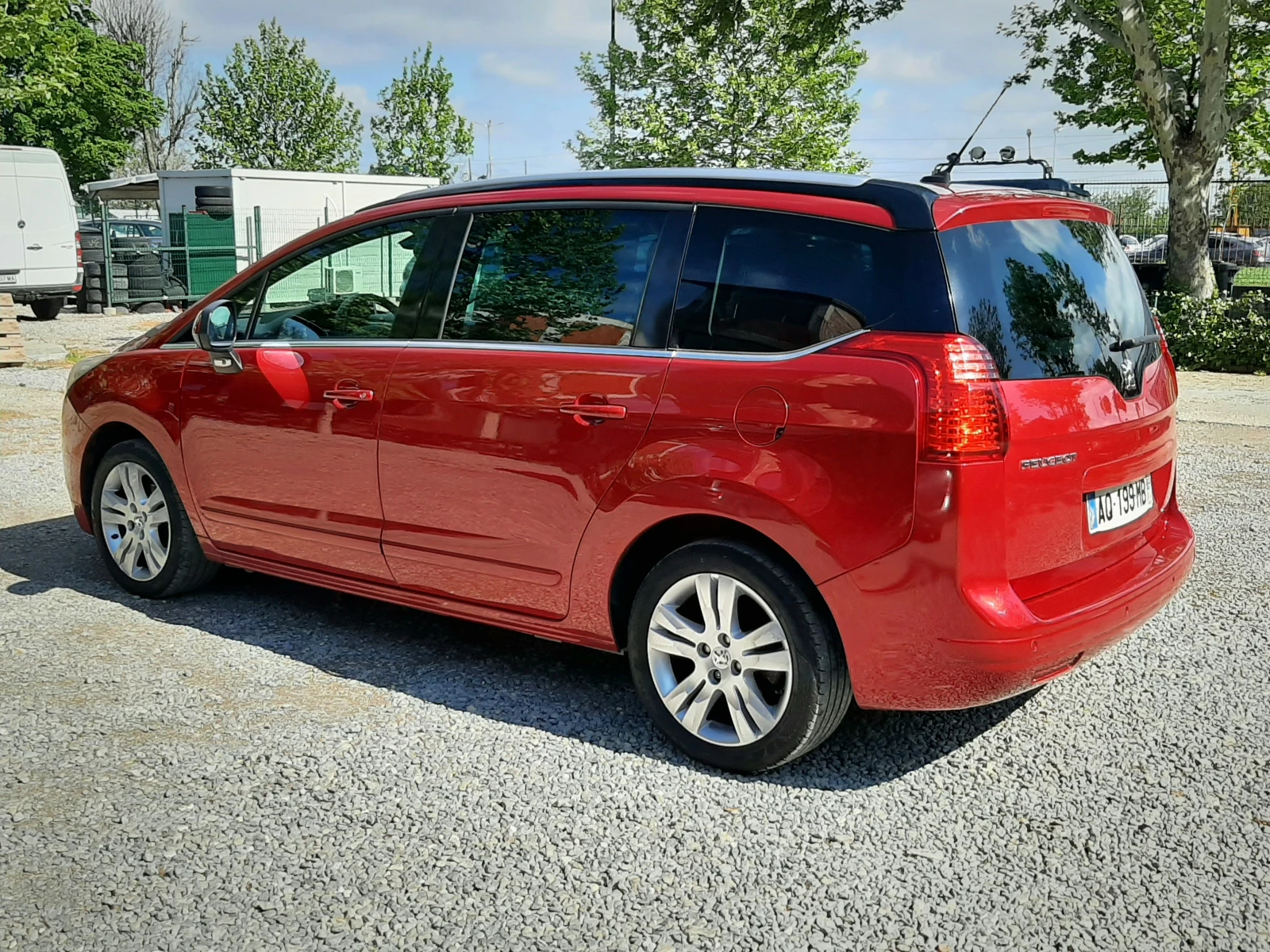 Peugeot 5008 1.6HDi 6ск. 7м. COMFORT * НАВИ* ПАНОРАМА* ПАРКТРОН - изображение 6