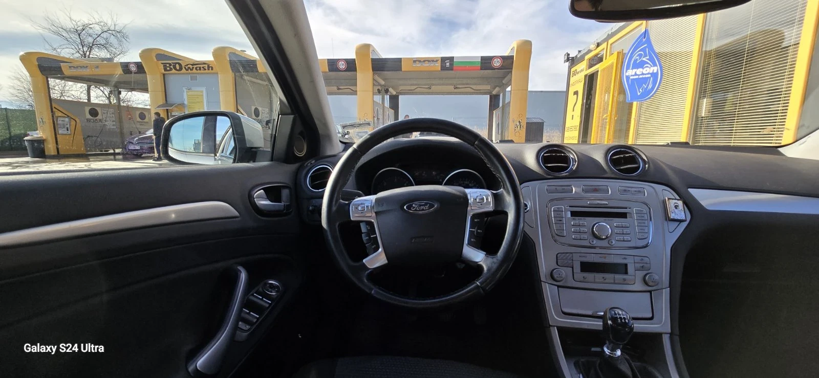 Ford Mondeo 2.0 - изображение 8