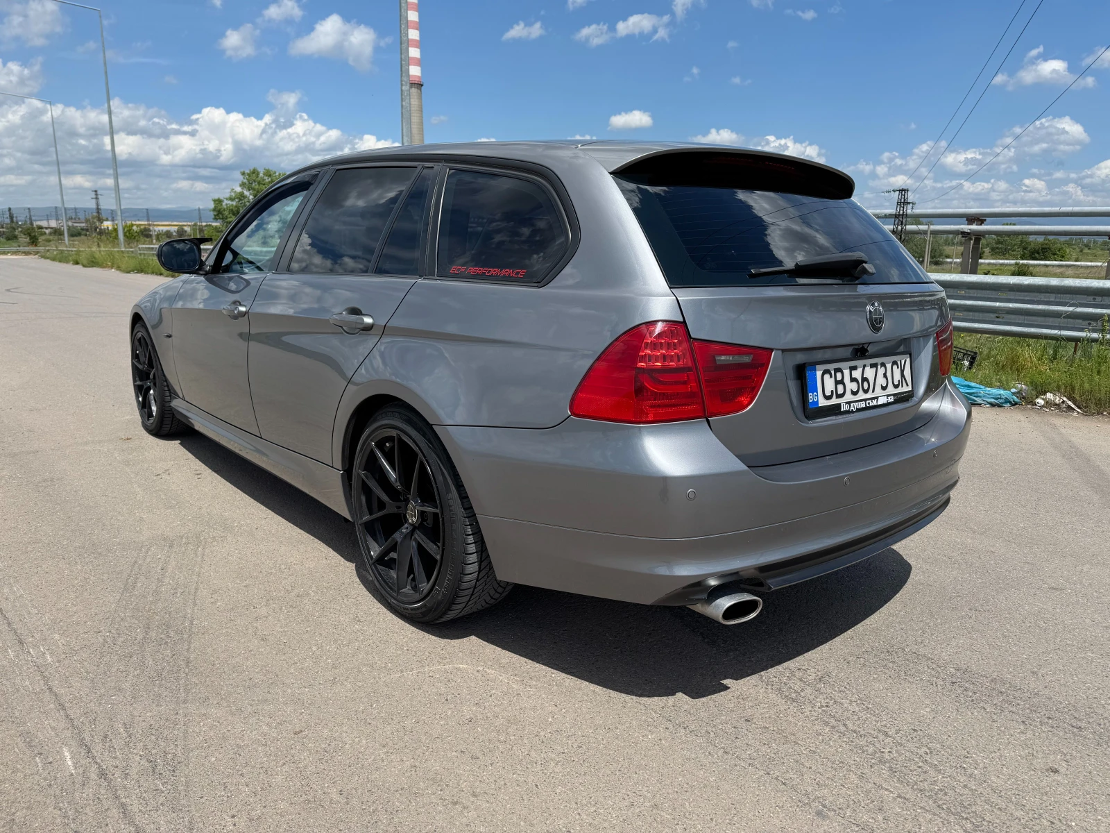 BMW 320 2.0D facelift - изображение 5