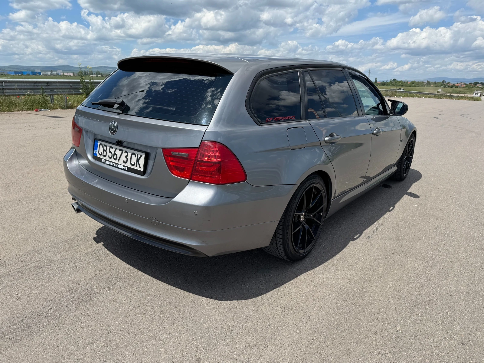 BMW 320 2.0D facelift - изображение 8