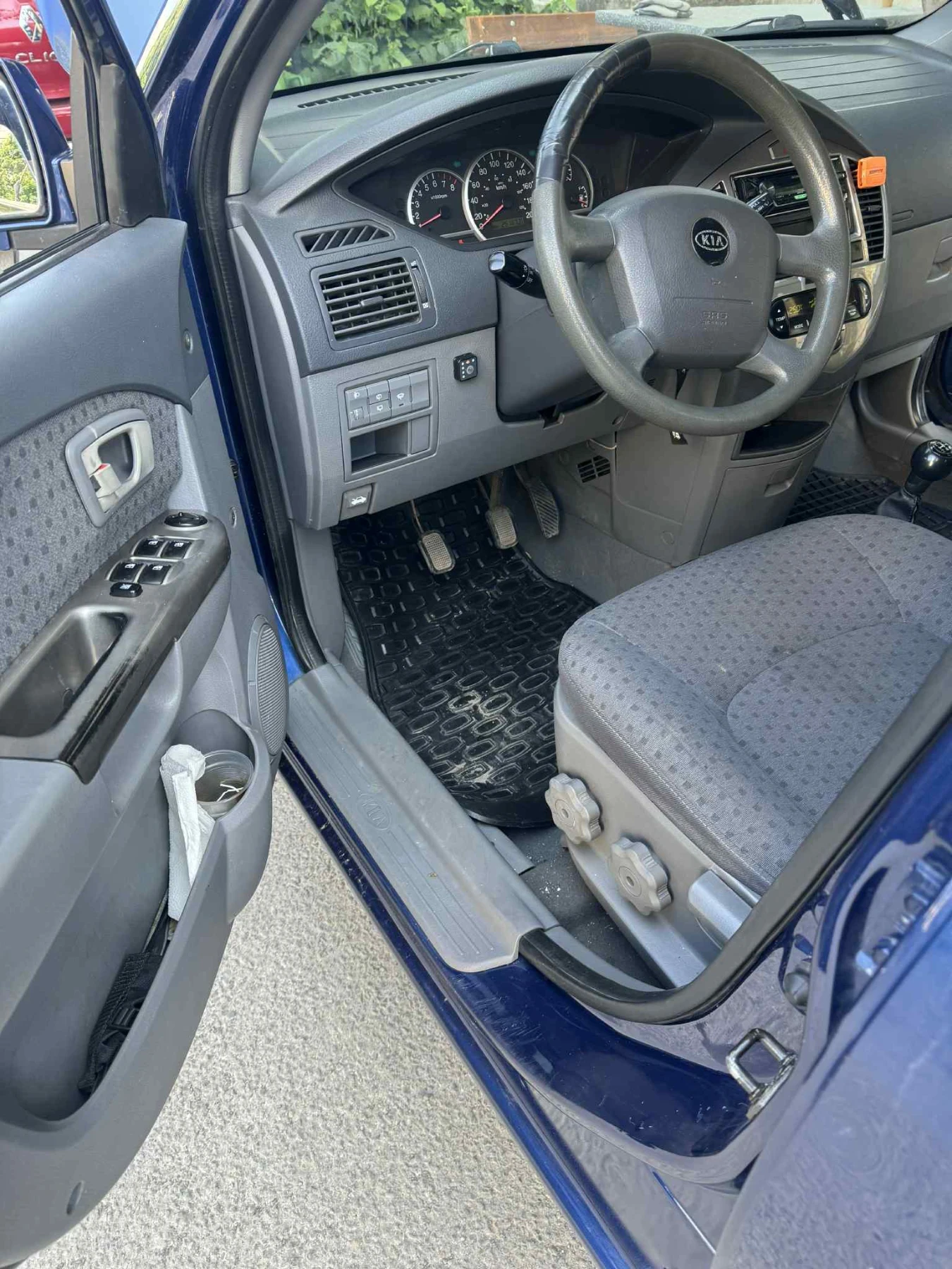 Kia Carens 1.6 - изображение 7