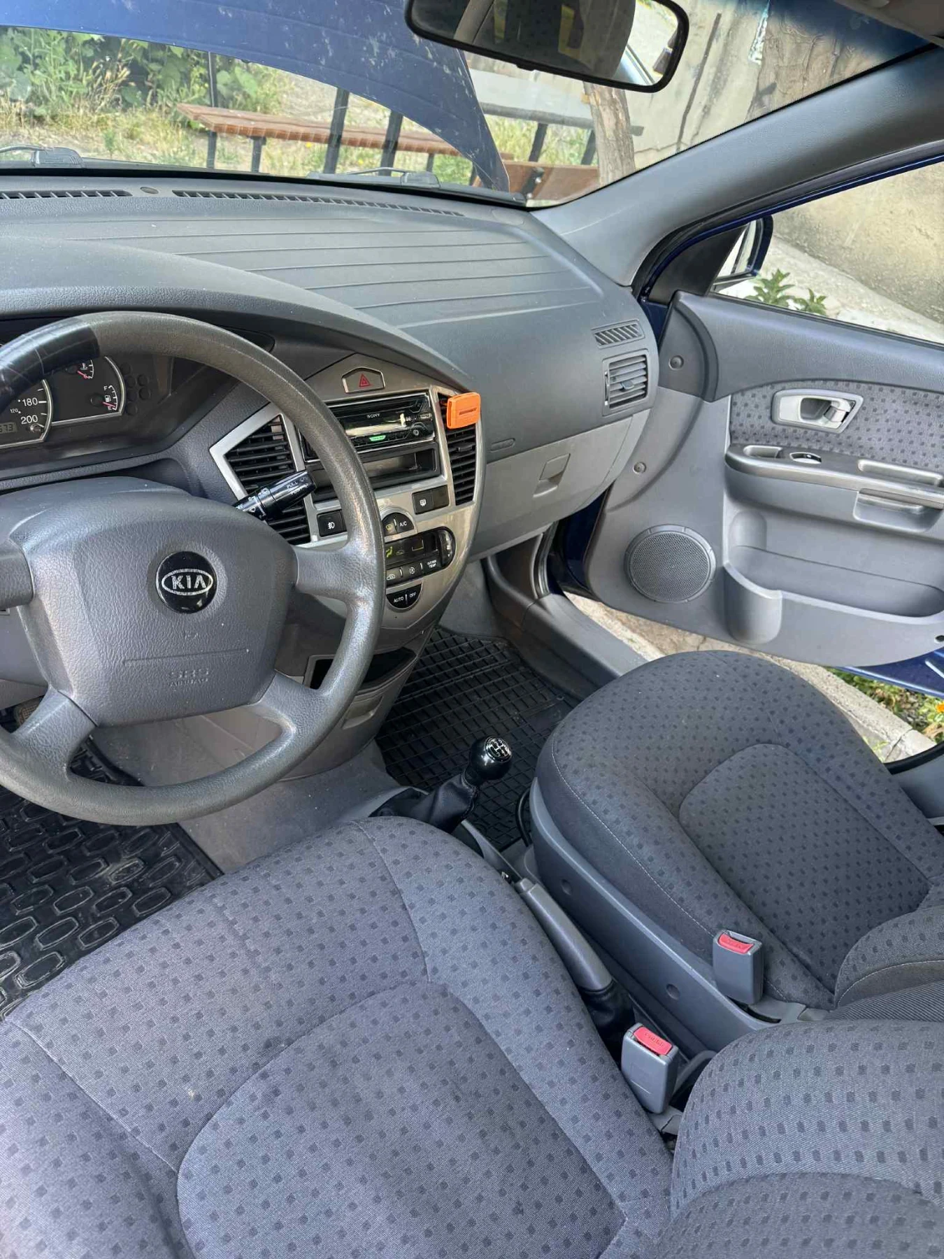 Kia Carens 1.6 - изображение 8