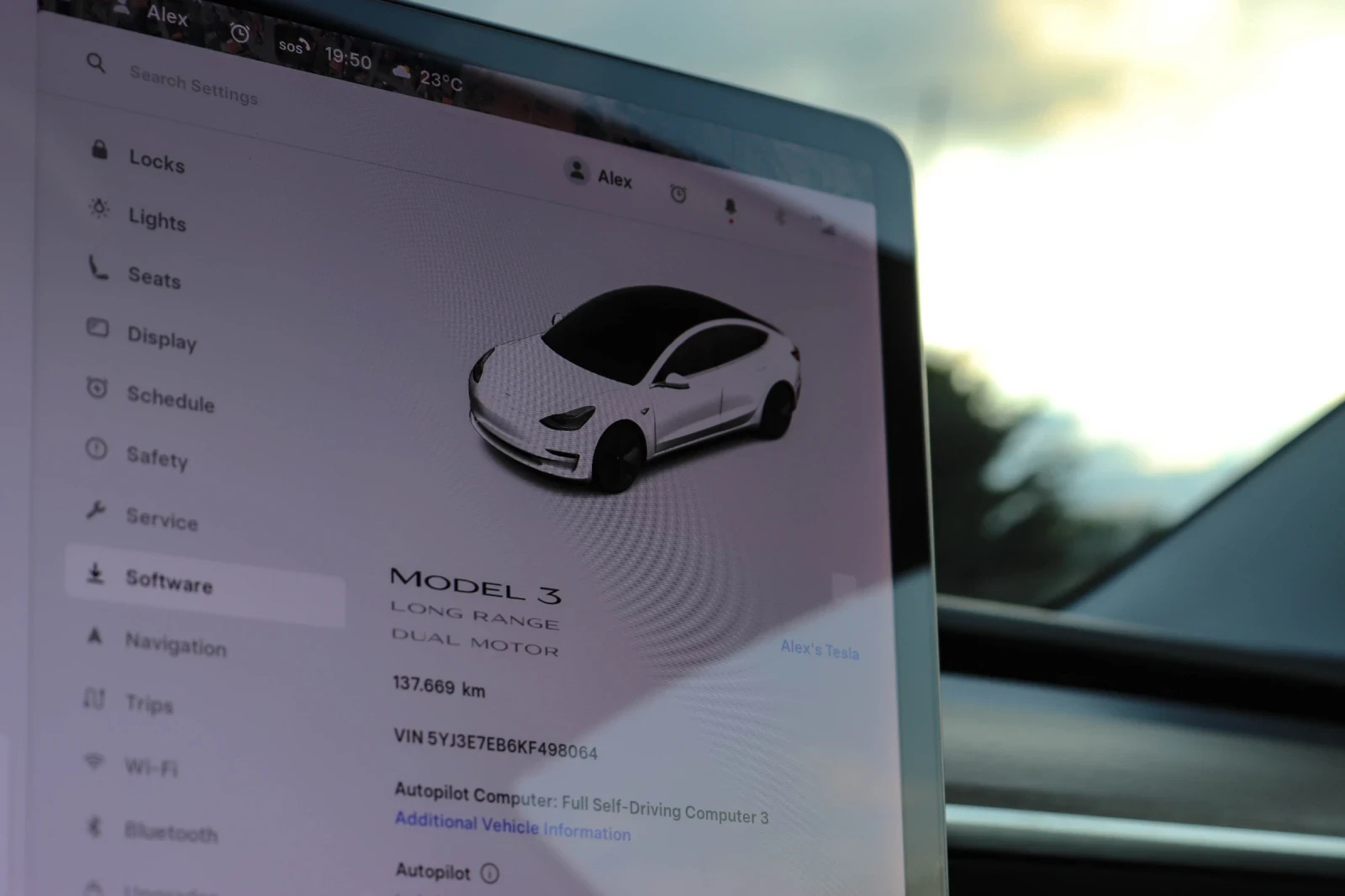 Tesla Model 3 Dual Motor - изображение 8
