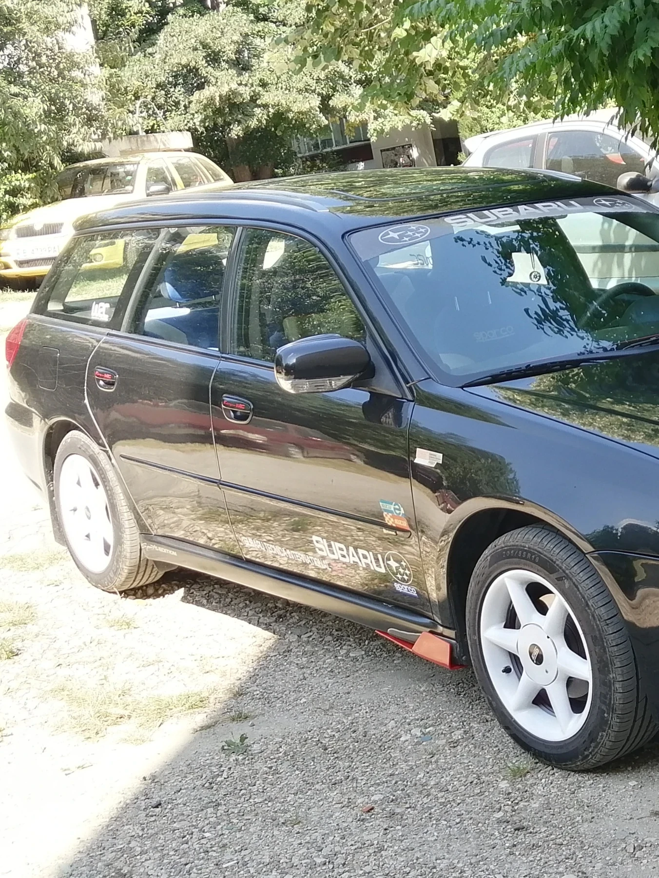 Subaru Legacy Комби - изображение 9