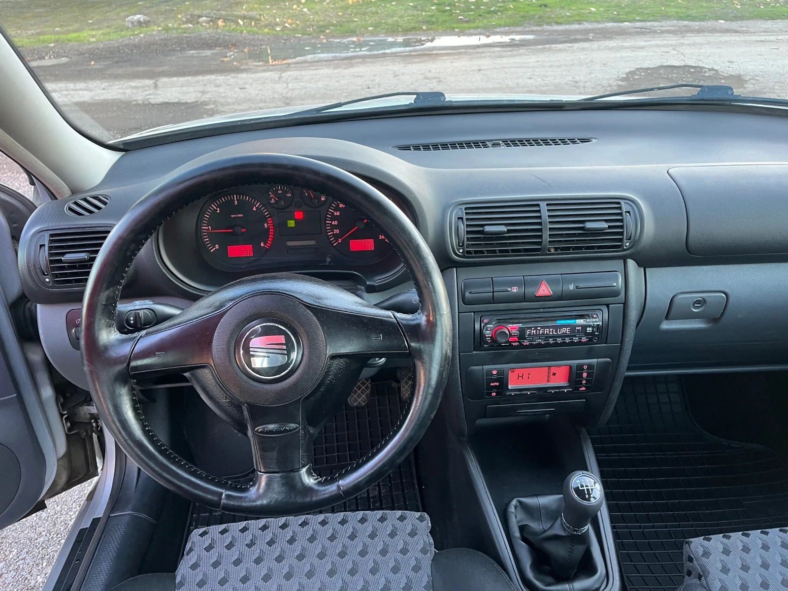 Seat Leon 1.9TDI 110 | Mobile.bg   11