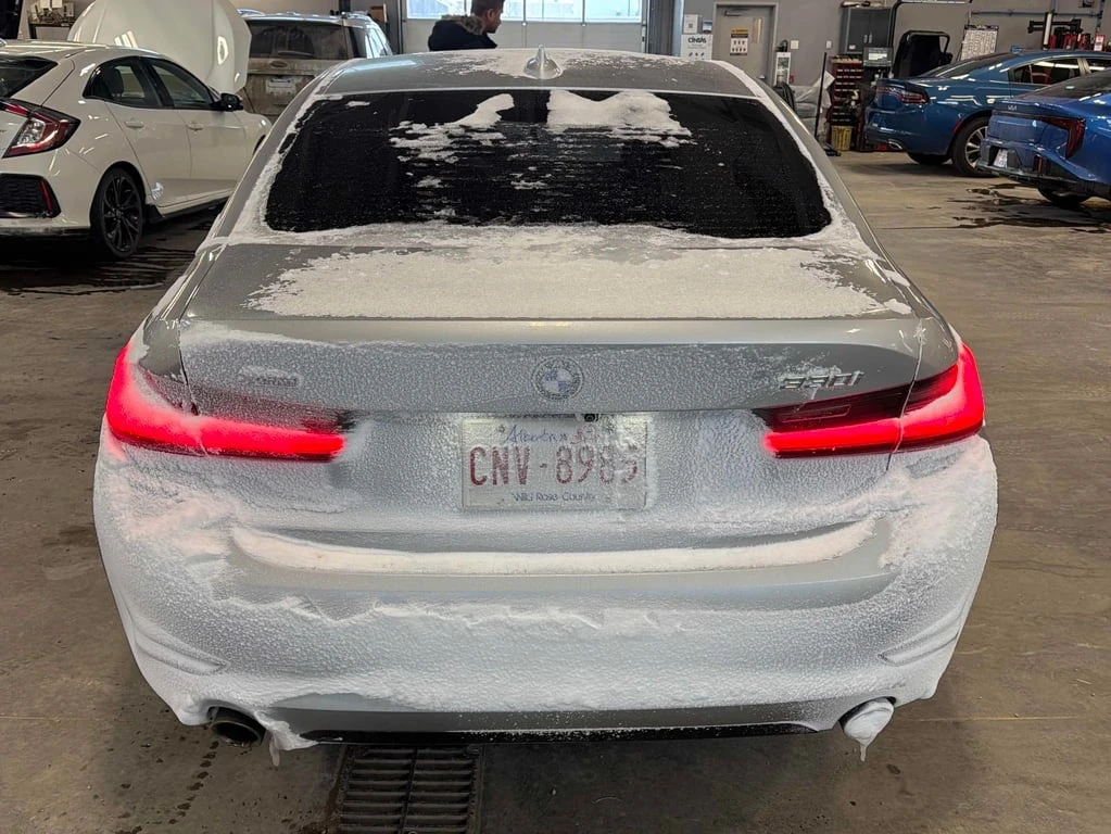 BMW 330 * 330i xDrive * CARFAX * ��� ������������ ������ | Mobile.bg � ����������� 4