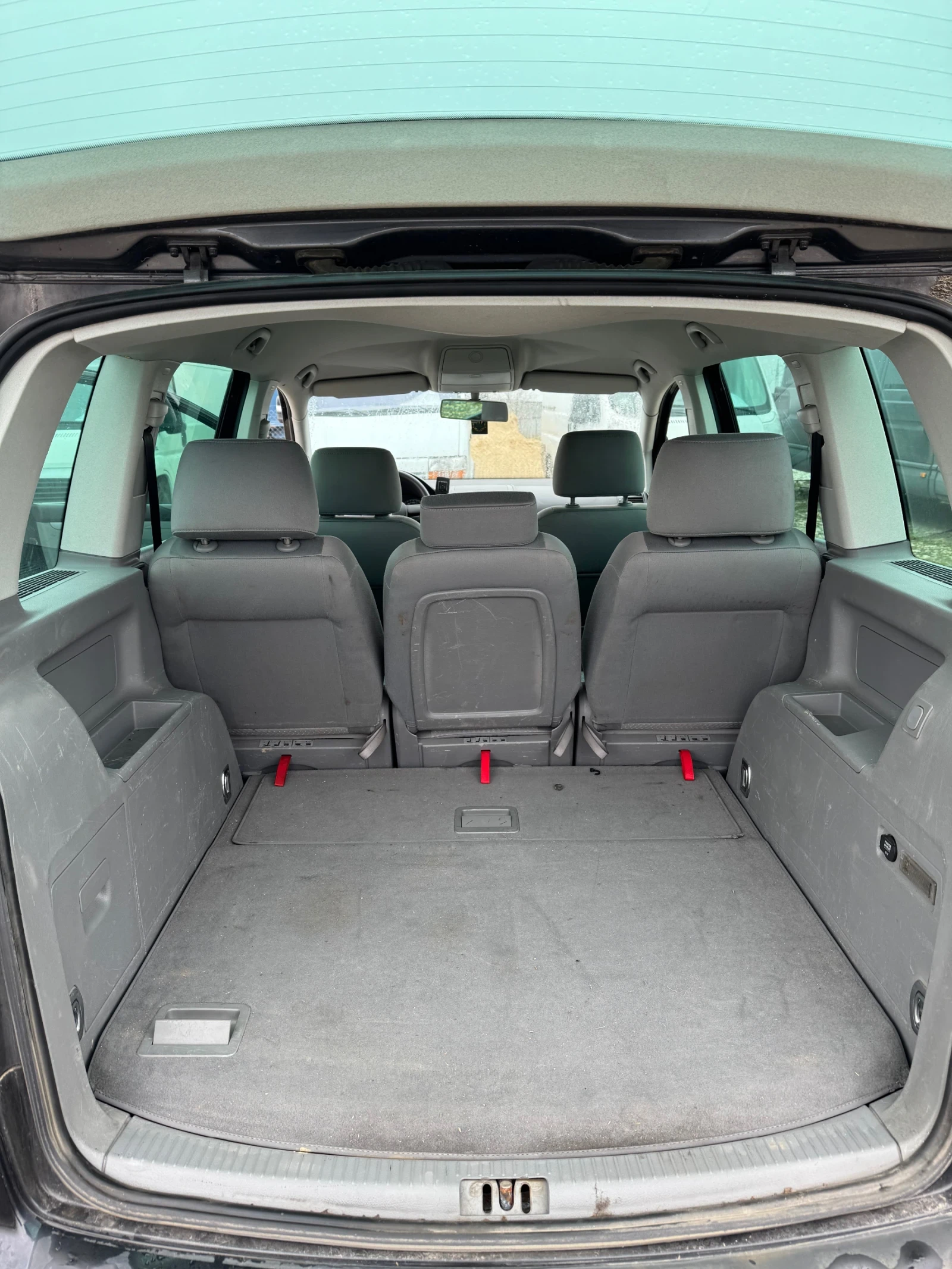 VW Touran 2.0 TD? | Mobile.bg � ����������� 9