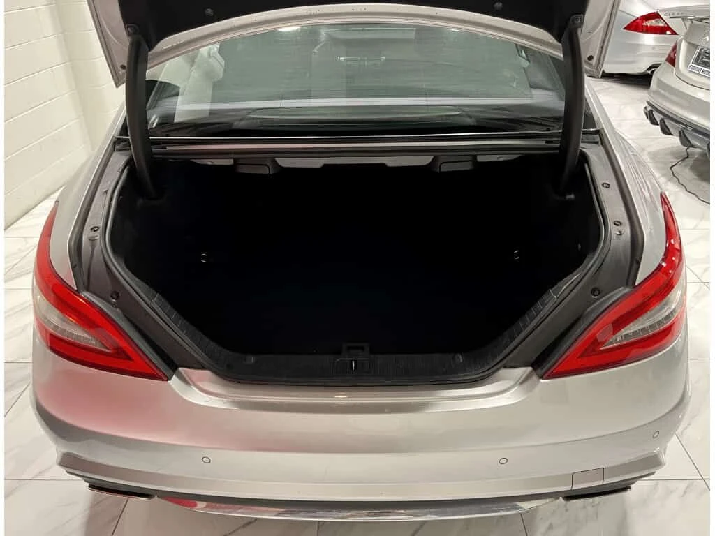 Mercedes-Benz CLS 550 V8 Bi TURBO | LOW KMS| AMG PKG| 4MATIC|  | Mobile.bg � ����������� 11