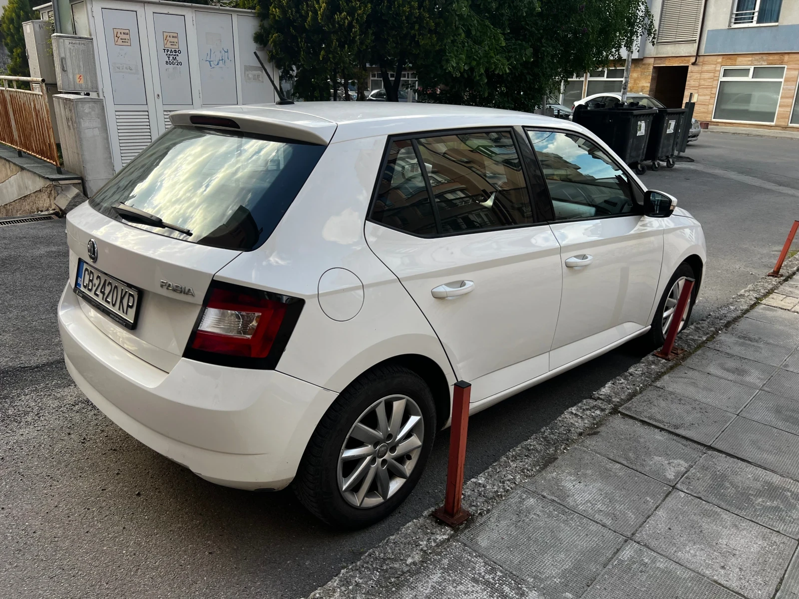 Skoda Fabia, снимка 11 - Автомобили и джипове - 54450017