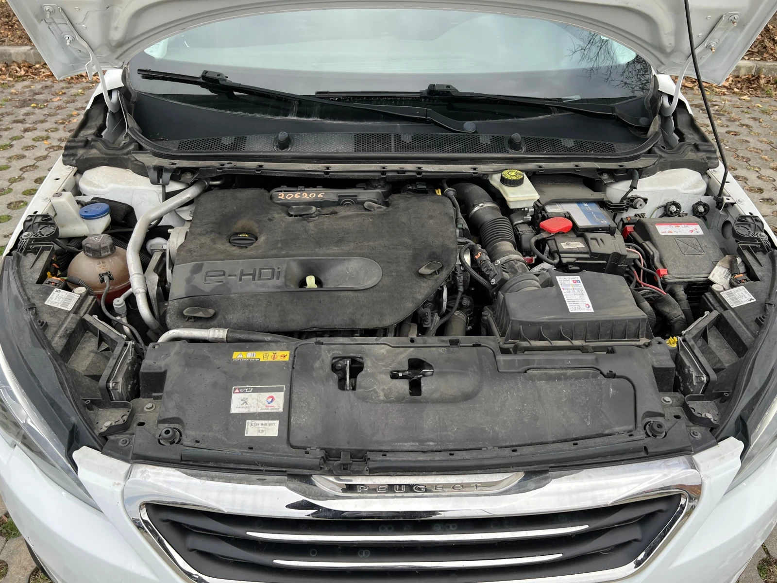 Peugeot 308 2.0 BlueHDI 150 | Mobile.bg � ����������� 12