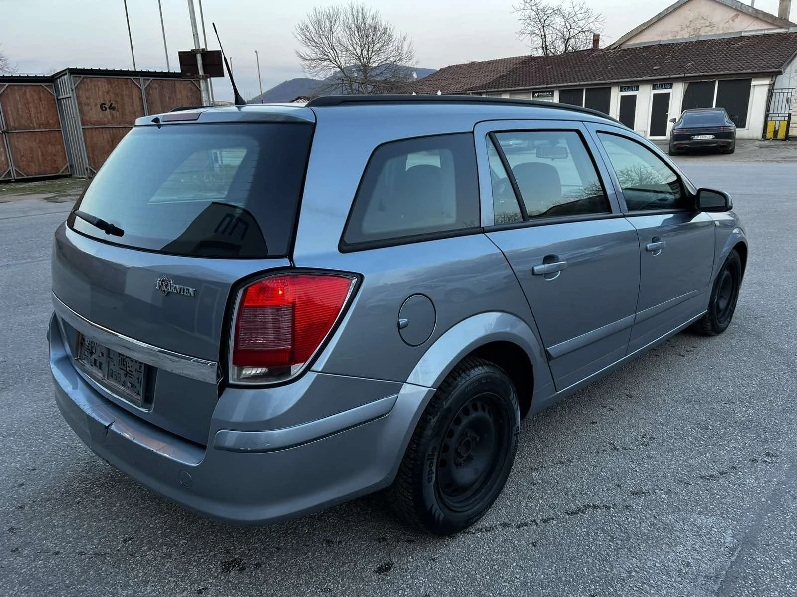 Opel Astra 1.7CDI, снимка 11 - Автомобили и джипове - 54283105