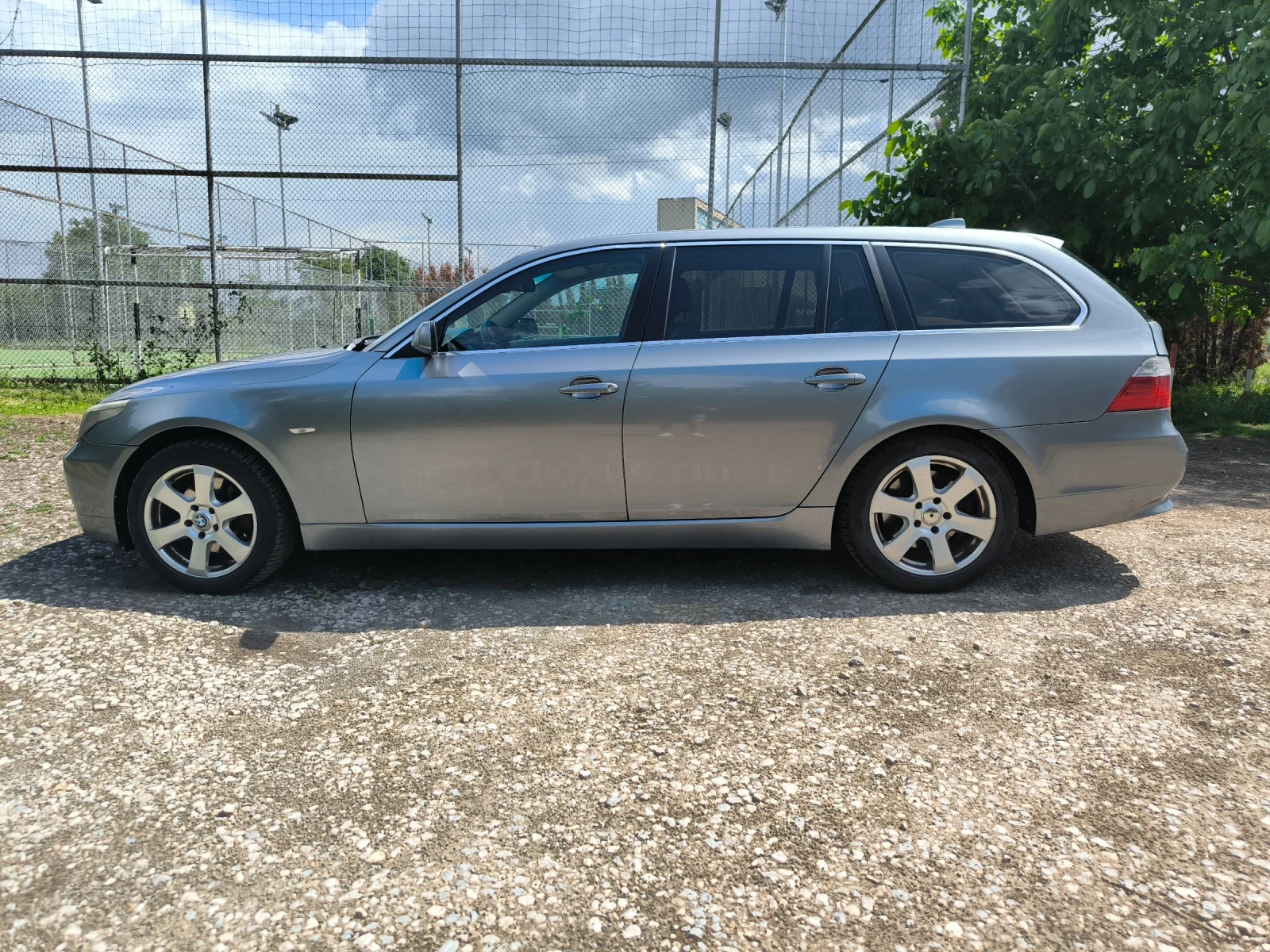 BMW 525 3000, снимка 4 - Автомобили и джипове - 54702435