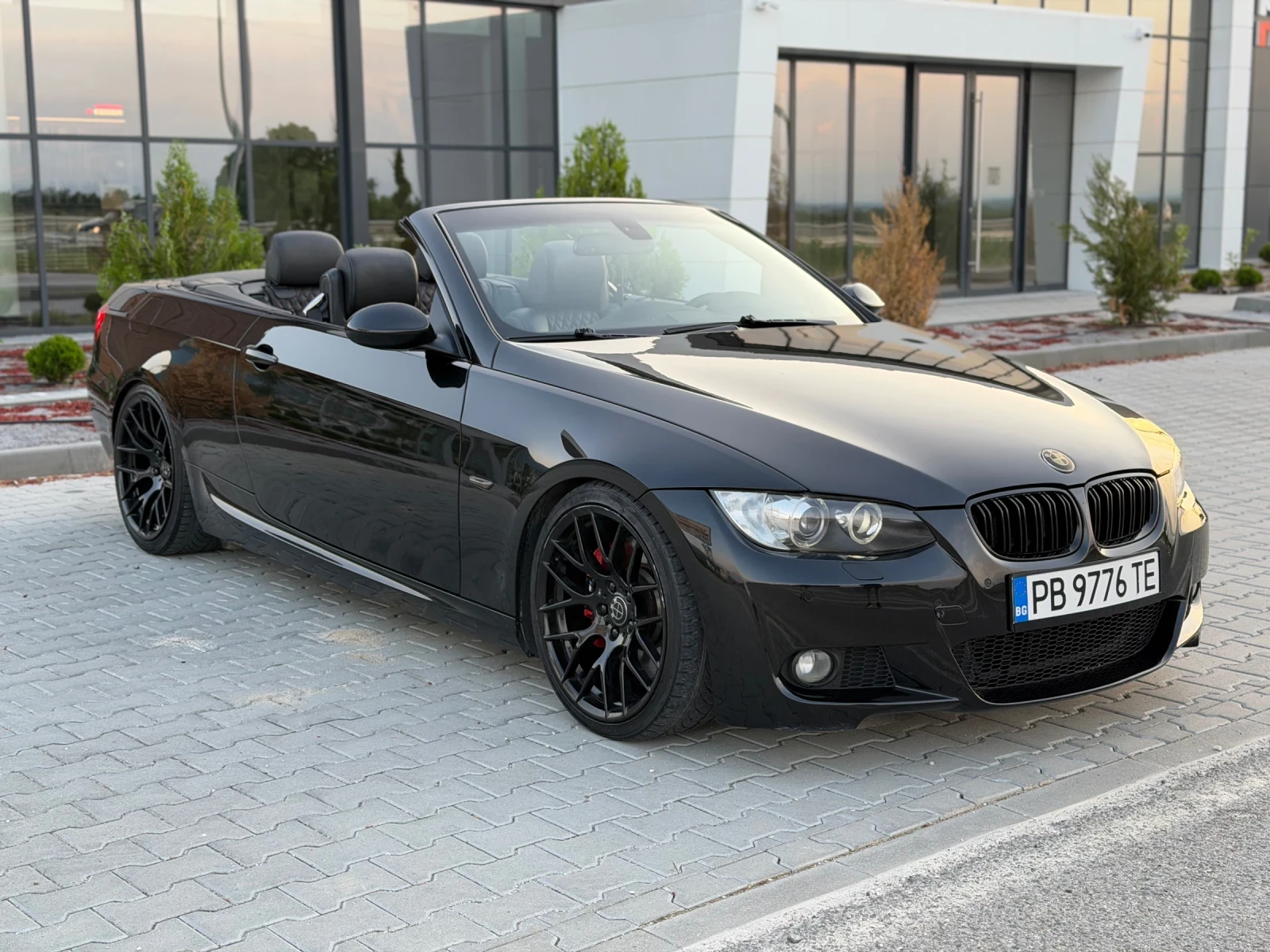BMW 335 Е93 335i M-Pack* Cabrio* Facelift* 360кс, снимка 3 - Автомобили и джипове - 54808249